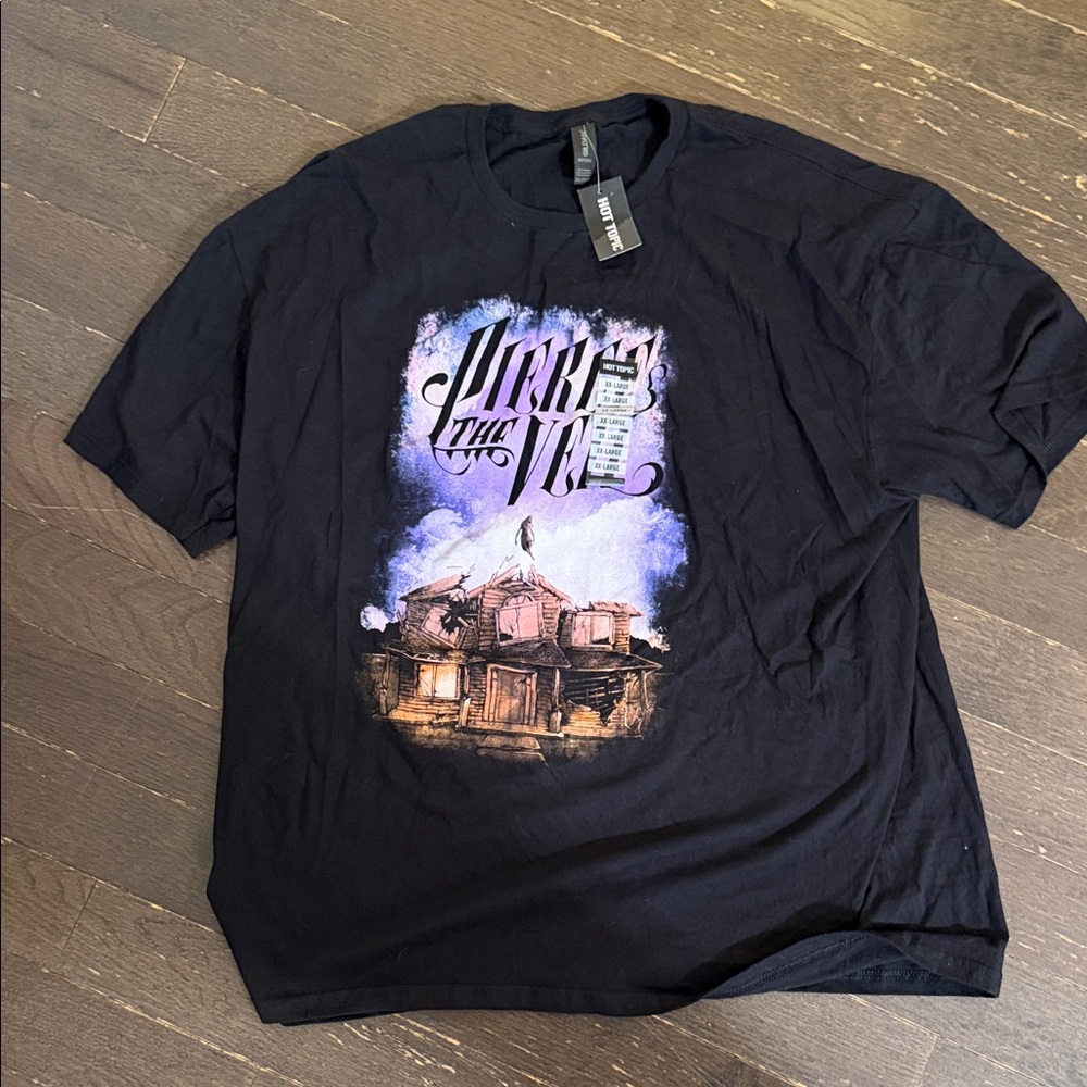 Hot Topic Pierce The Veil T shirt